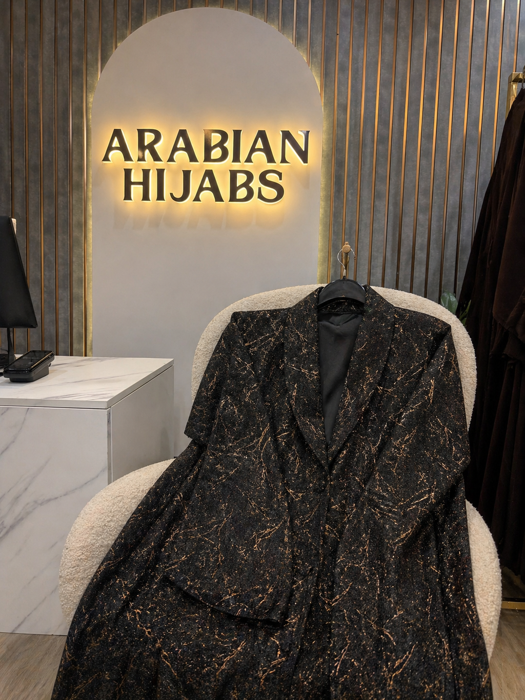 Makhmal abaya