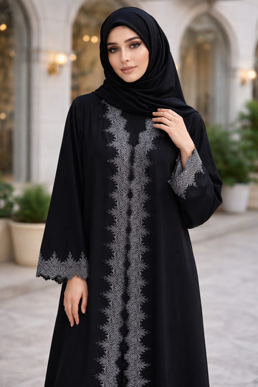 Velvet abaya with lace