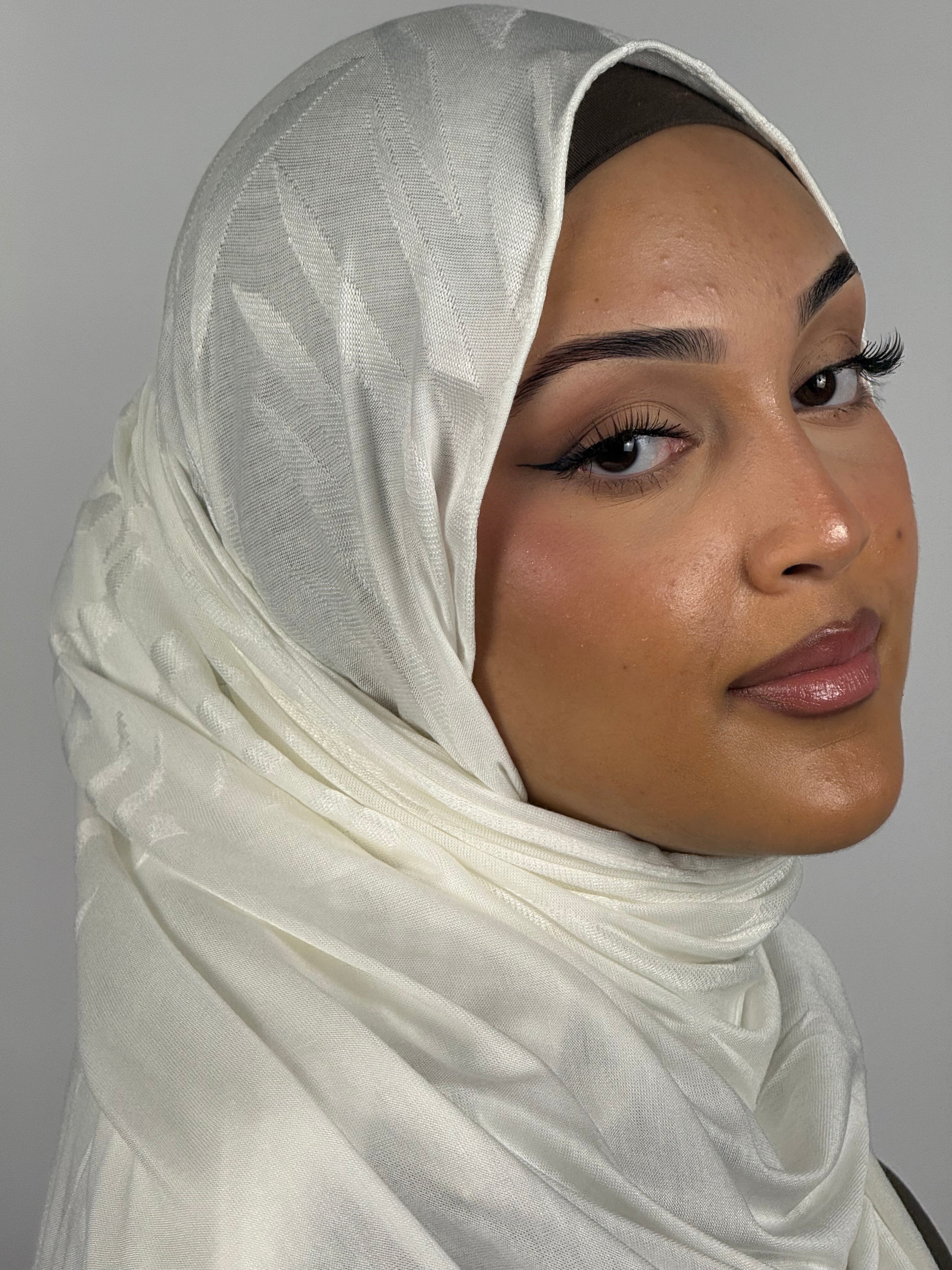 Jacquard Pattern Hijab – Ivory