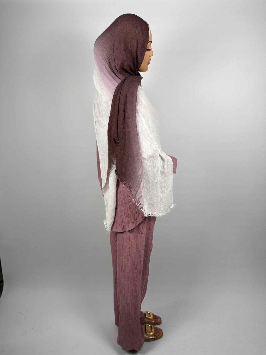 Ombre Crinkle Hijab - Berry & Cream