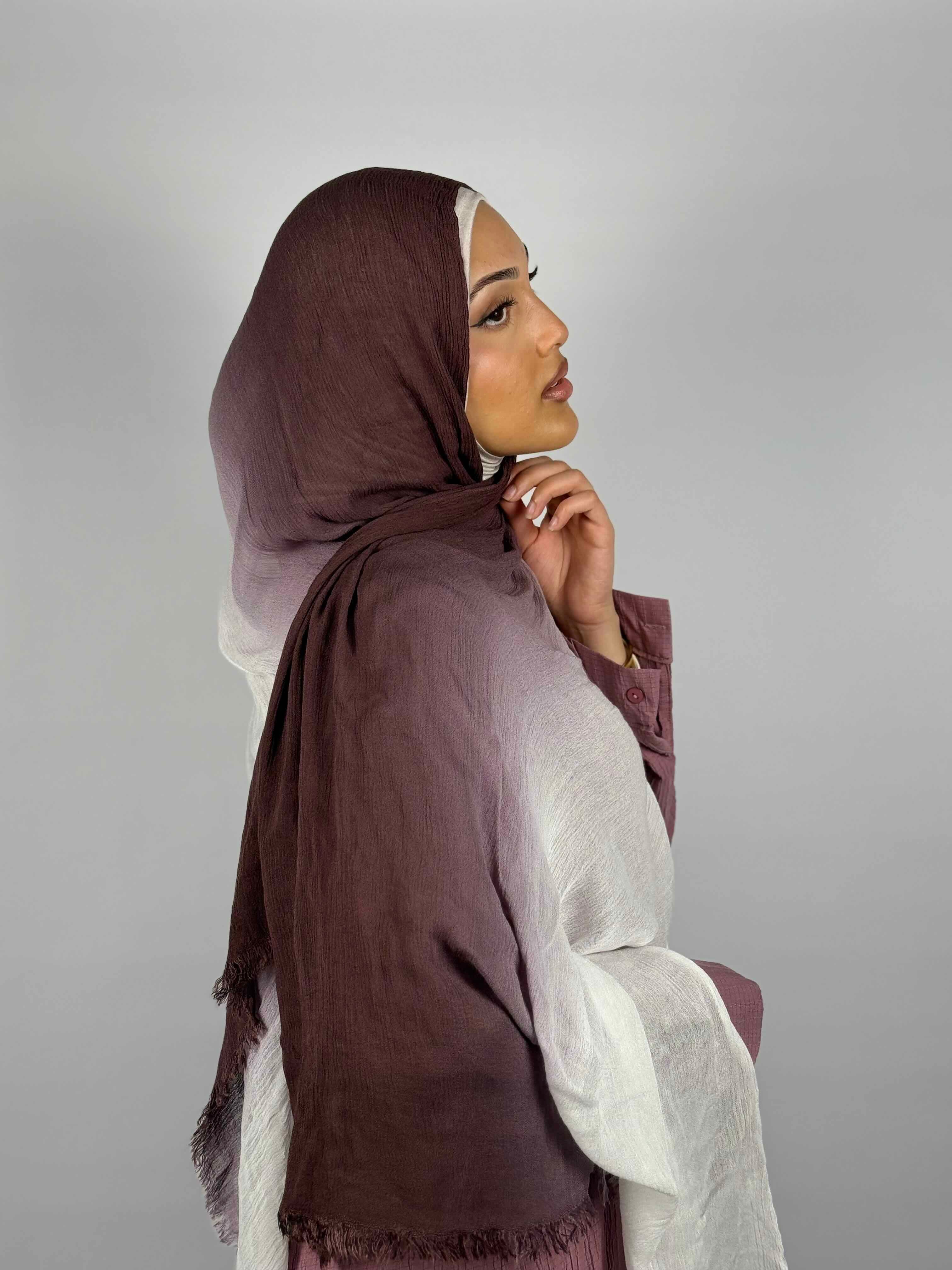Ombre Crinkle Hijab - Berry & Cream