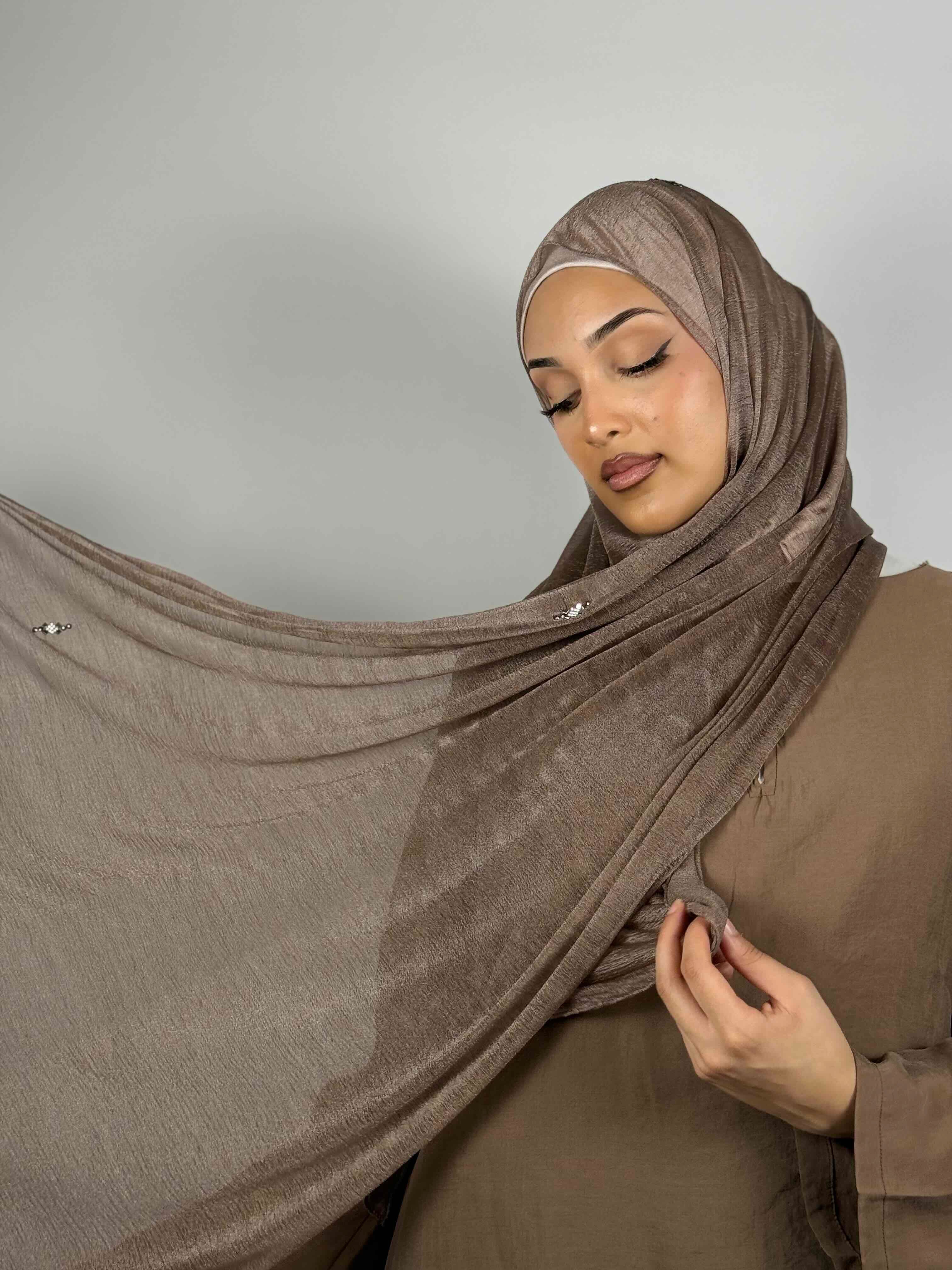 Shimmer Crystal Hijab – Mocha